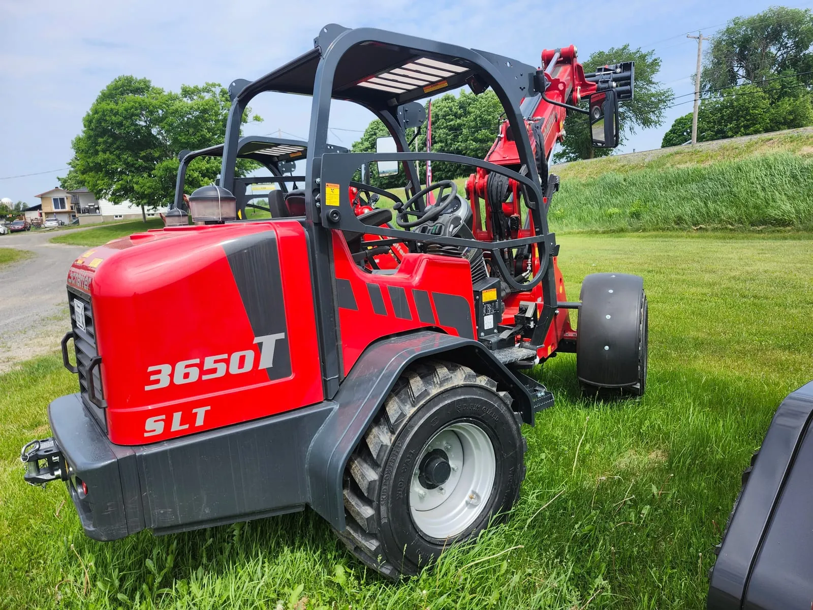 Chargeur sur roues Schäffer 5680 en location — Benco Montérégie
