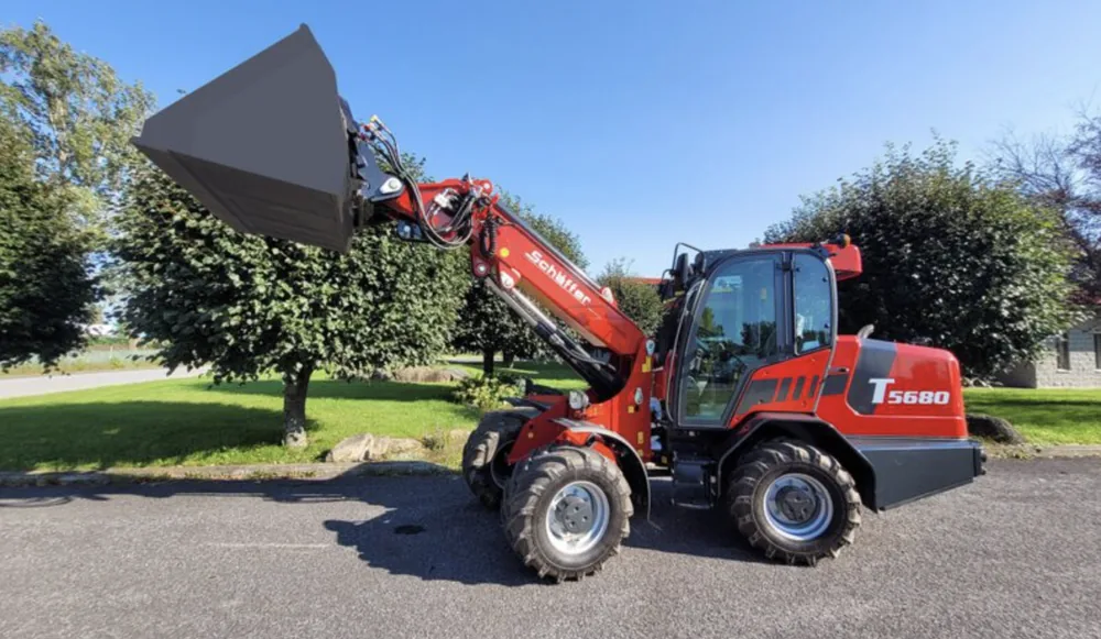 Chargeur Télescopique 5680T